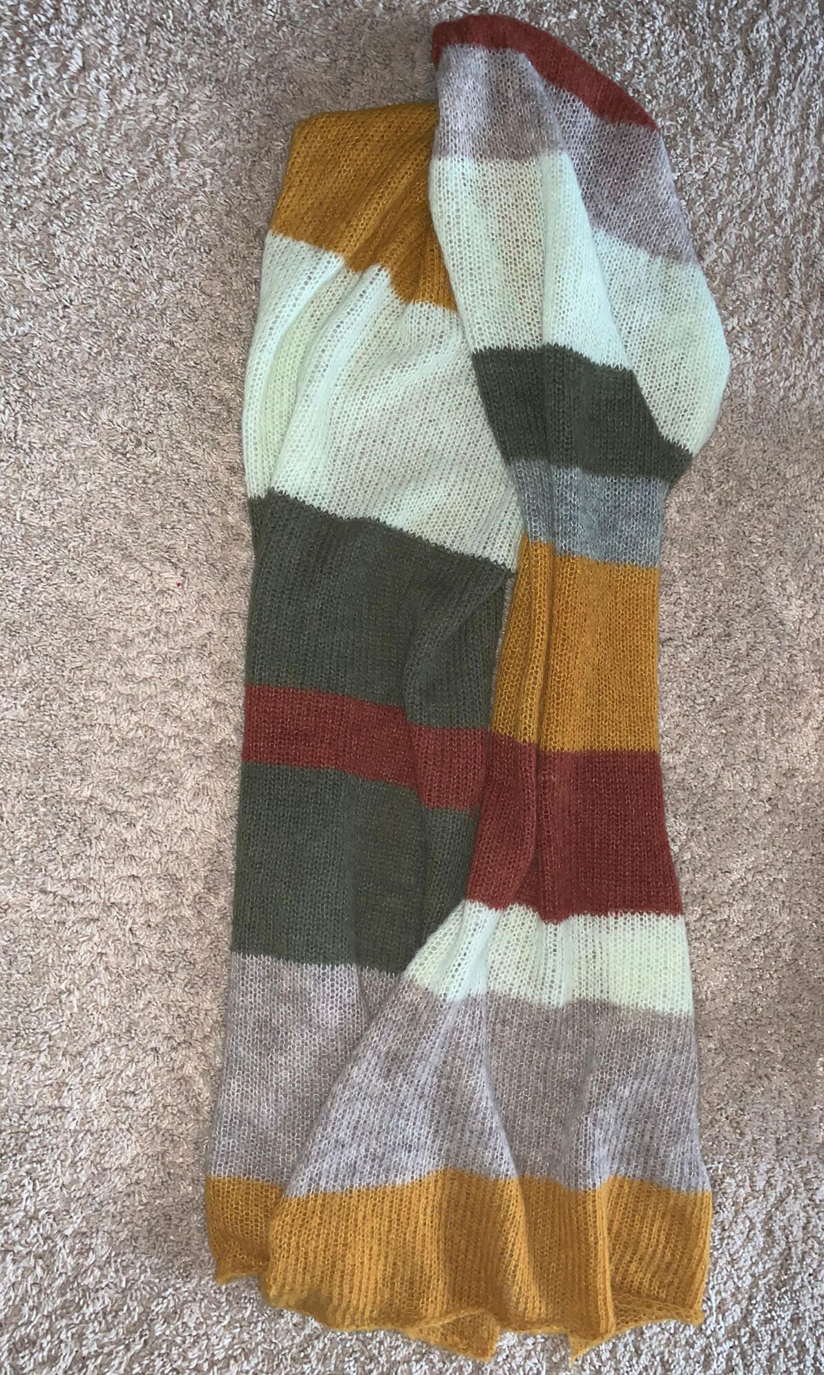 Wit (65 schapenwol - 35 % alpaca)